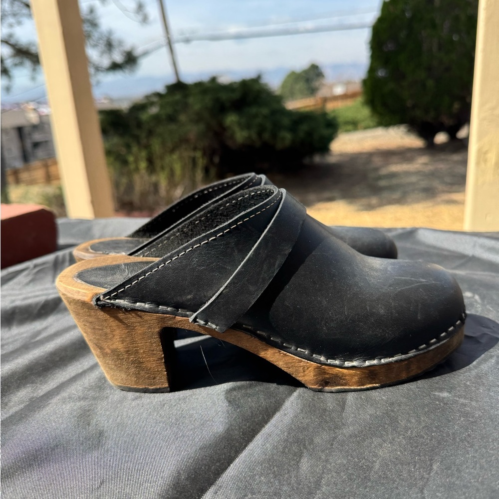 Lotta From Stockholm Black Leather Wood-Effect Clogs